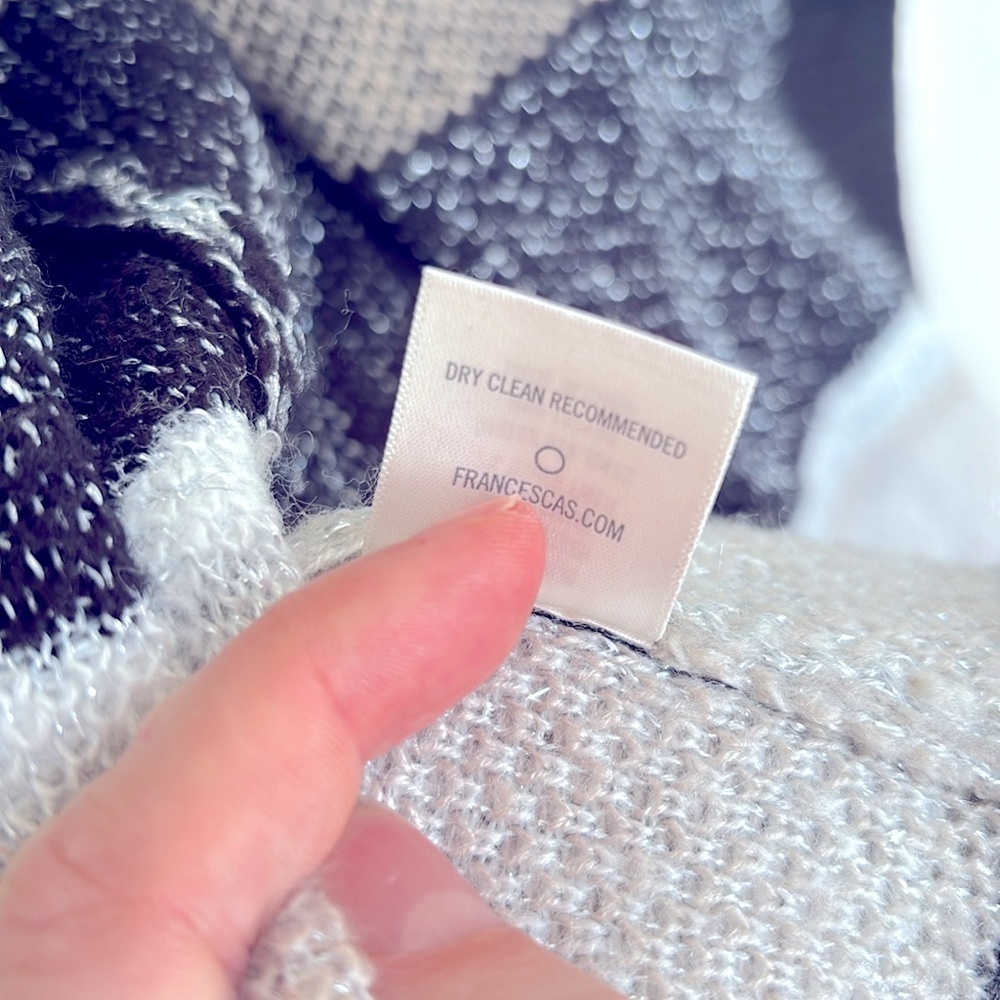 ALYA Francesca's Cape Drape Sweater Party Shimmer Geometric Open Front C… - Picture 5 of 6